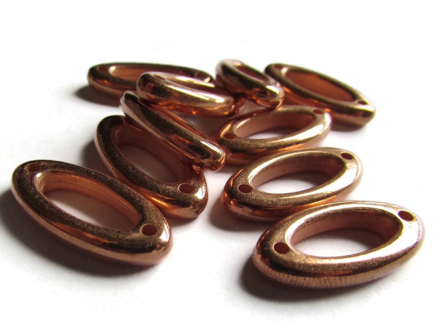 10 25mm Vintage Red Copper Ellipse Donut Beads - Copper Plated Plastic Oval Ring Beads