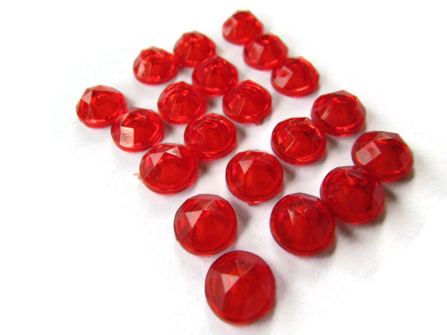 40 9mm Round Red Faceted Vintage Plastic Cabochons Hollow Back Dome Cabochons
