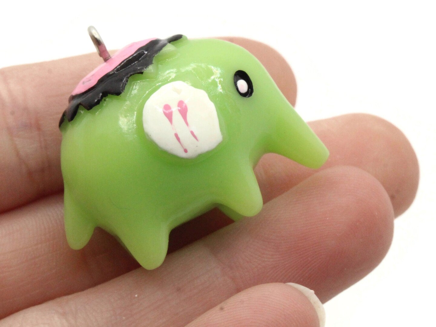 2 31mm Green Elephant Resin Charms