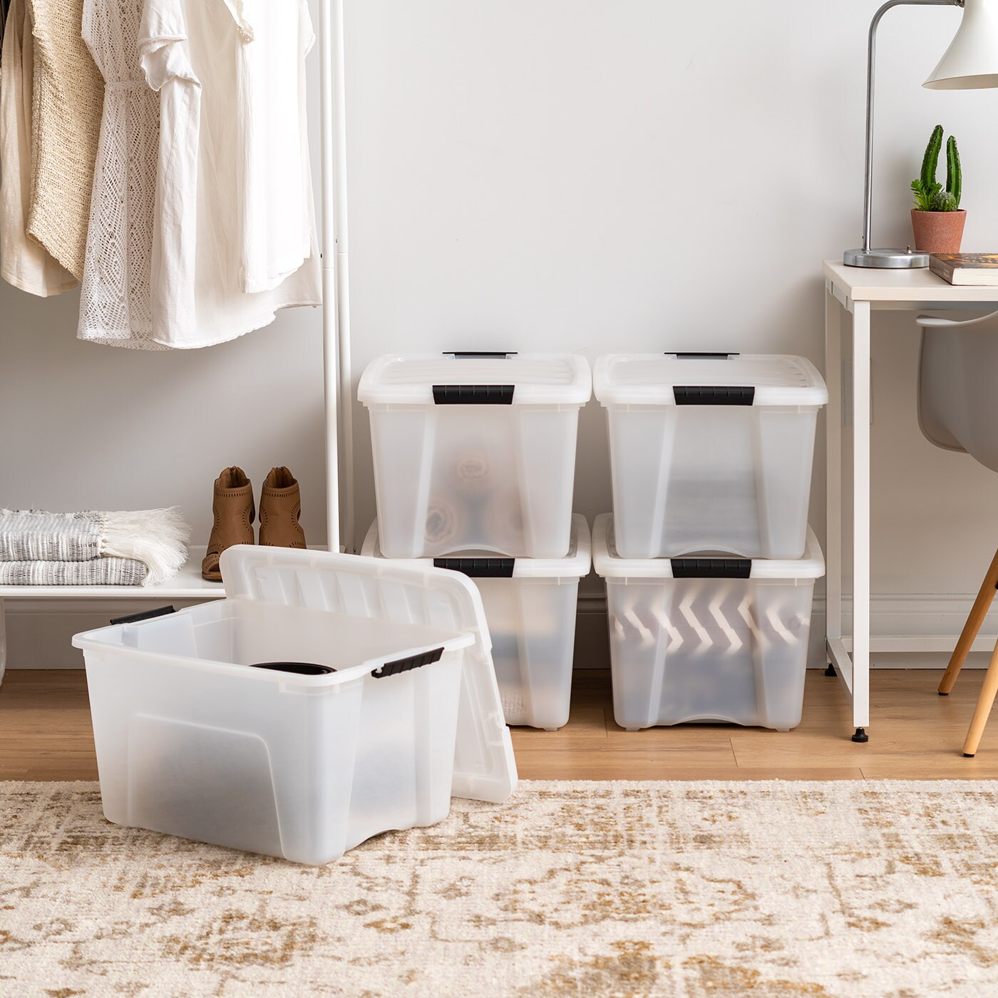 IRIS USA Plastic Storage Bins with Lids and Secure Latching Buckles