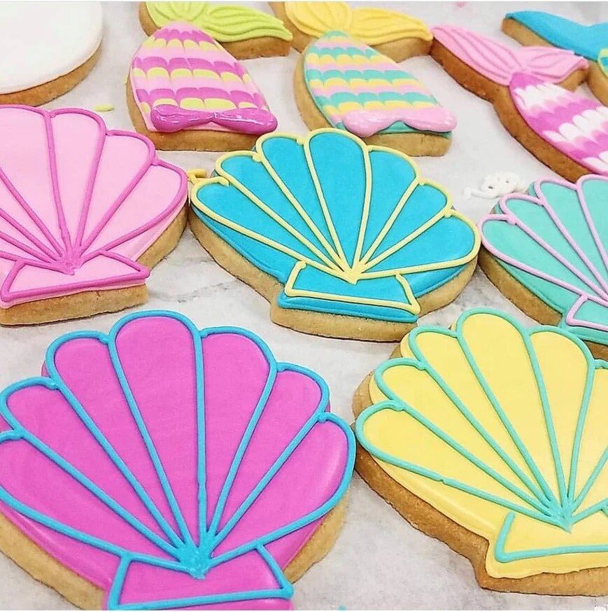 Ann Clark Tropical Seashell Cookie Cutter, 3.25&#x22; Dress Skirt