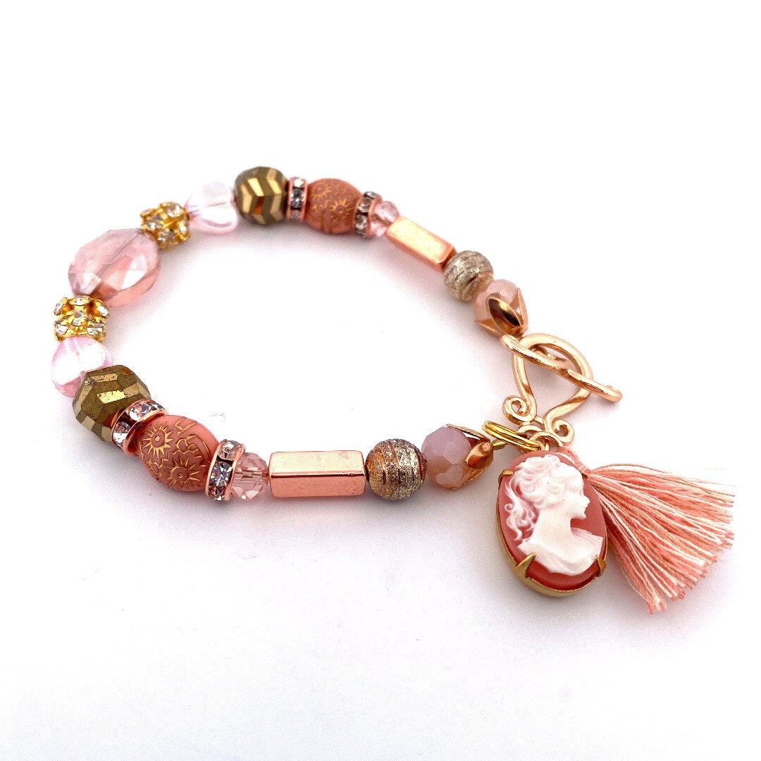Pearl Beaded Tassel Bracelet – Sea Things Ventura