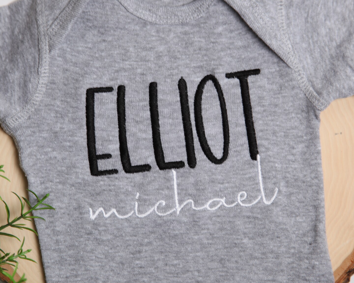 c*︎様 houseonthehillbaby Bodysuit (Gray) Gray Personalized embroidered Baby Shirt, Custom Baby Bodysuit