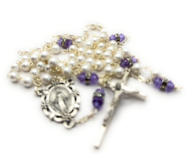 Amethyst and on sale lavender pearl silver tone rosary