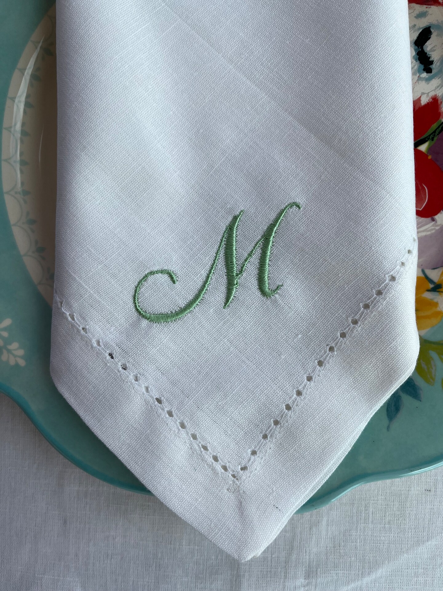 6 Custom outlet Monogrammed Cloth Dinner Napkins w/Dupont Stain Guard