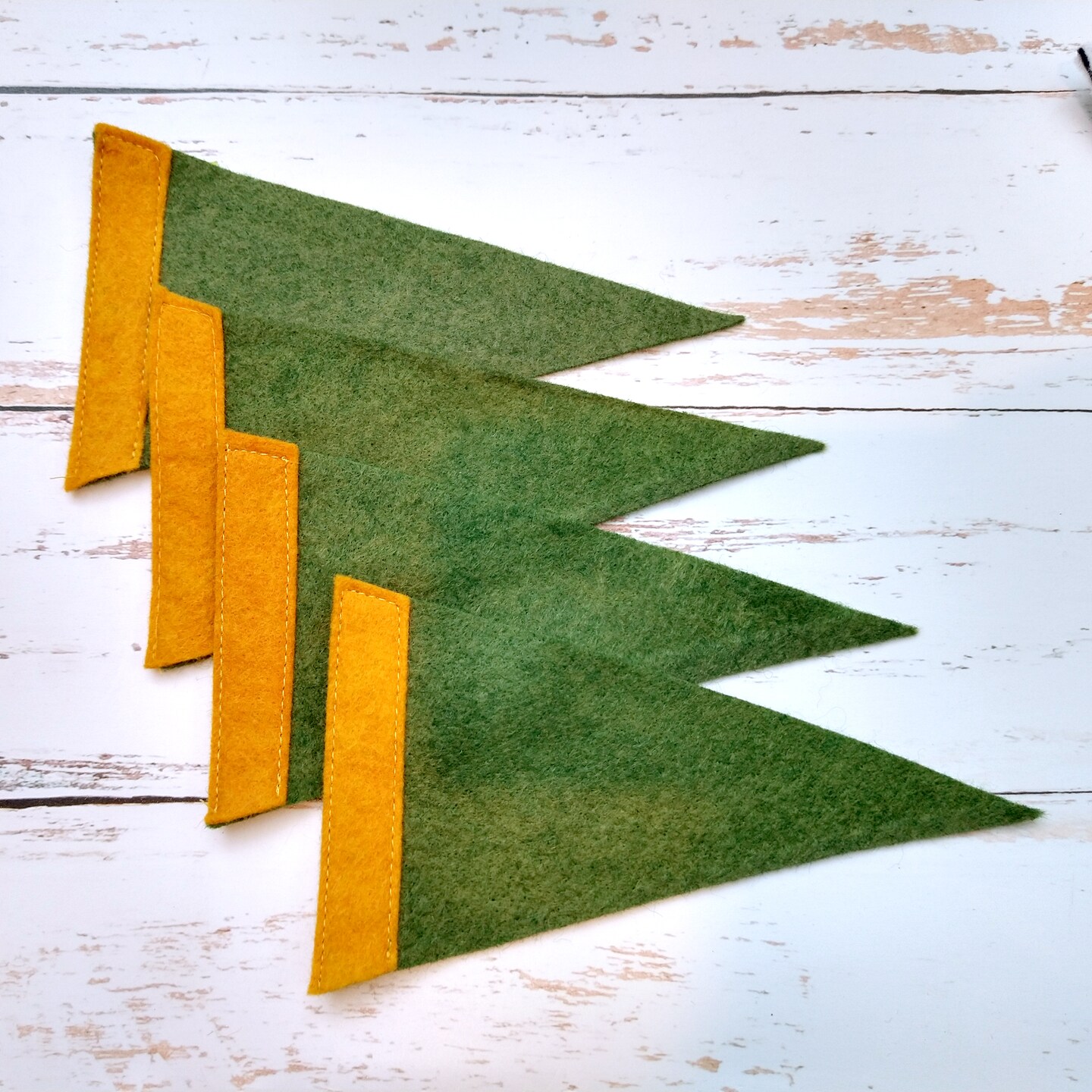 mini-blank-craft-pennants-us-made-wool-blend-felt-4x7-inch-10x18-cm