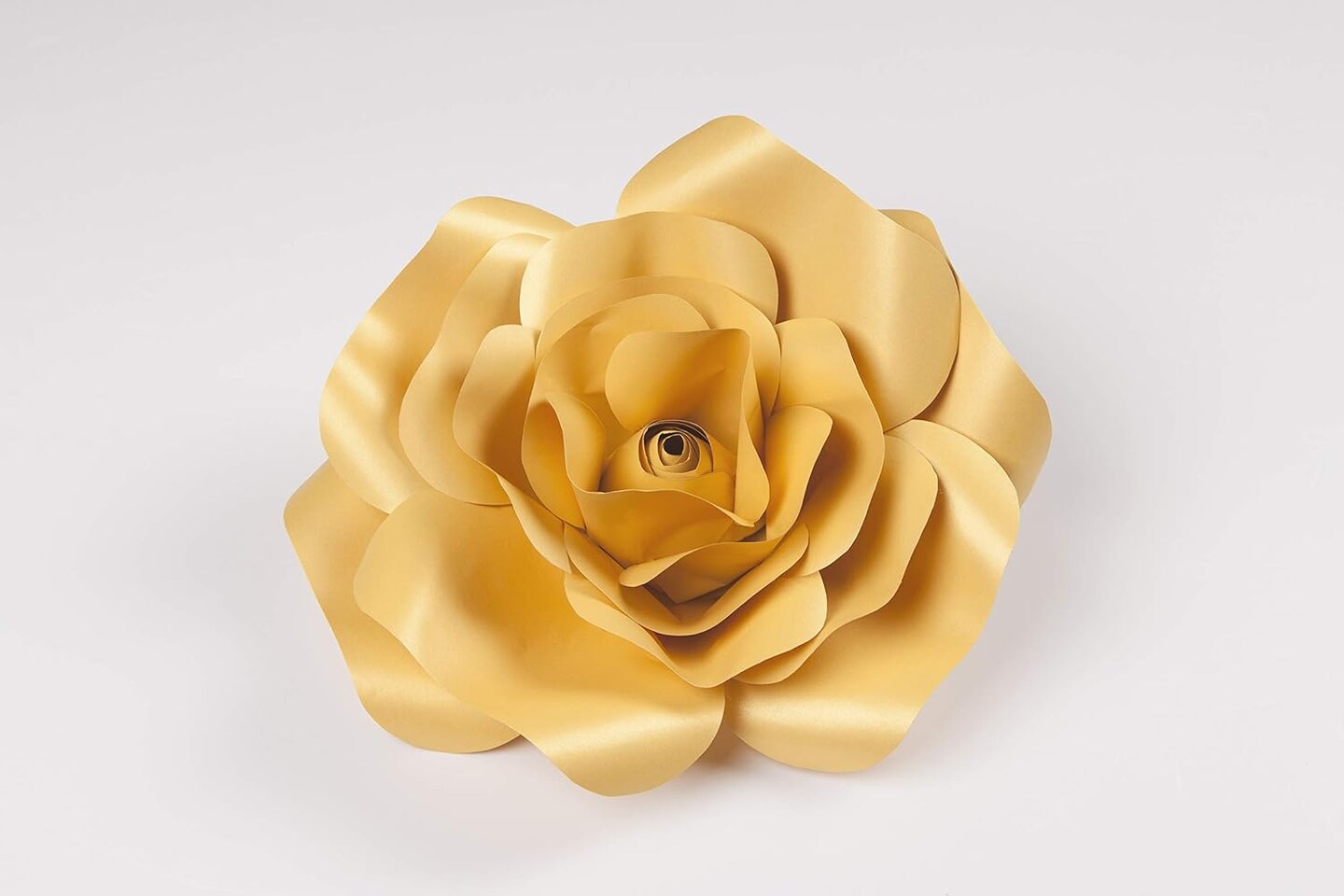 Gold Metallic Paper - 100-Pack Golden Shimmer Paper, Paper Crafting Supplies, Perfect for Flower Making, Ticket, Invitation, Stationery, Scrapbook Use, Printer Friendly, 80lb Text, 8.5 x 11 Inches