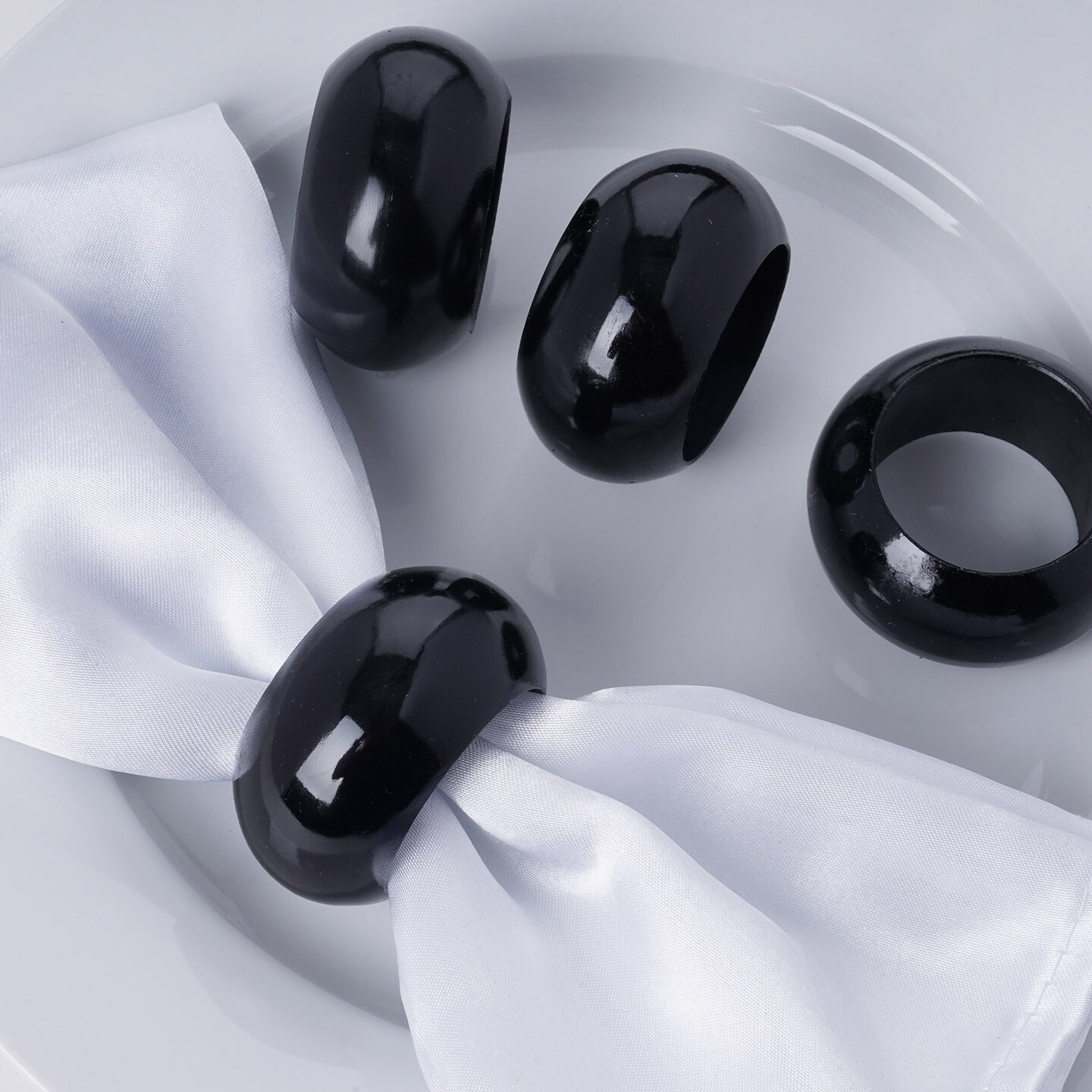 12-Pieces Acrylic Napkin Rings Set