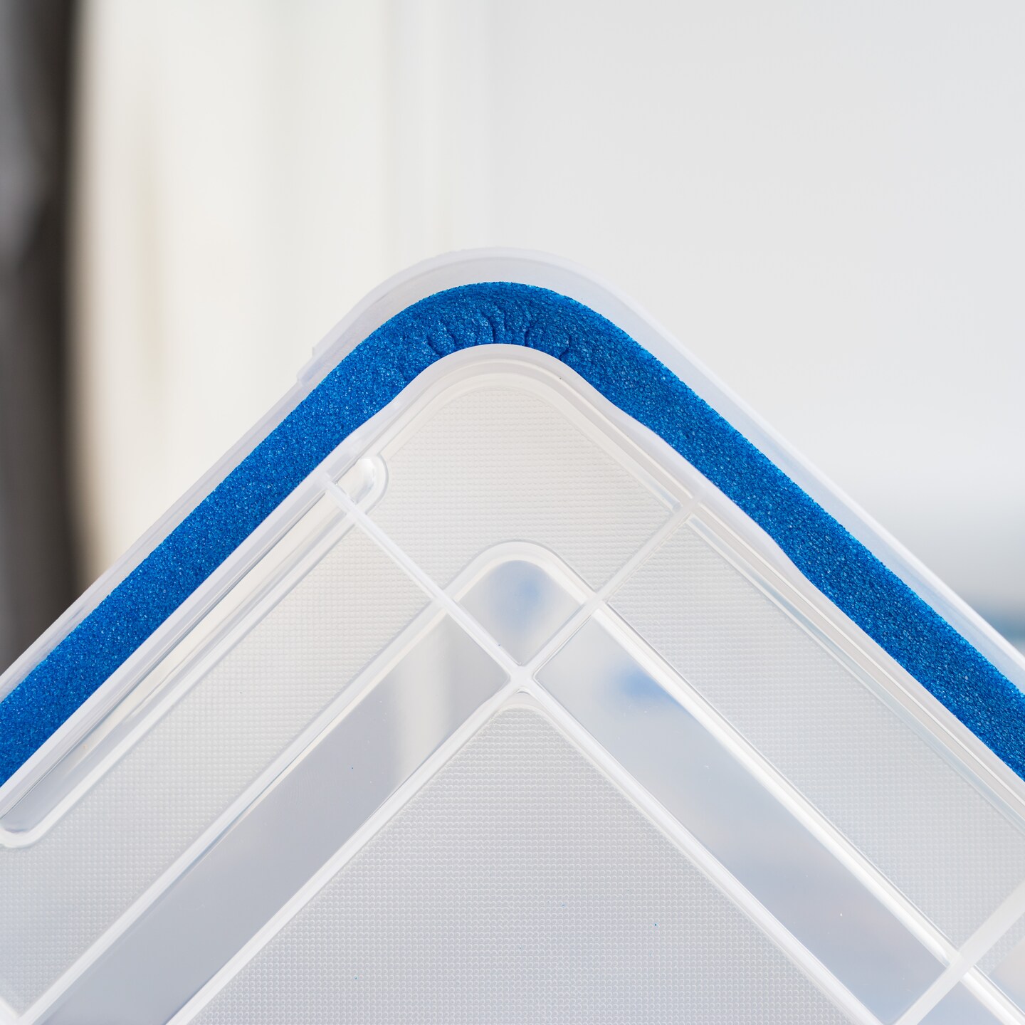 IRIS USA WEATHERPRO Plastic Storage Box with Durable Lid and Seal and Secure Latching Buckles