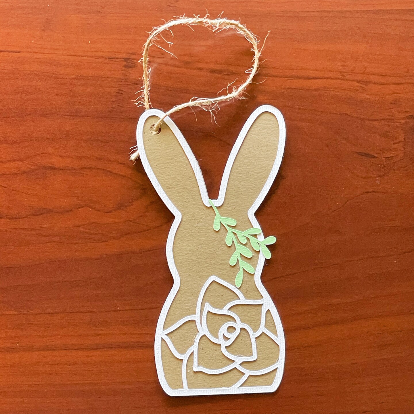 How-To name is Floral Easter Bunny Tag