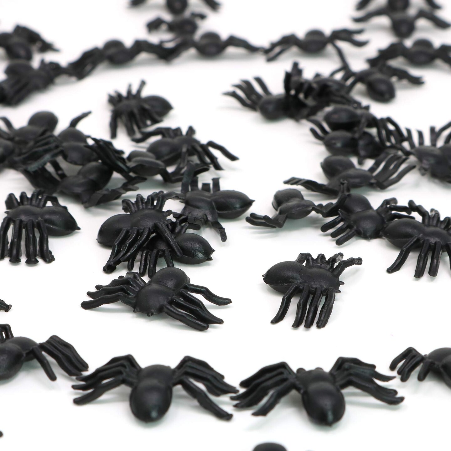 Realistic Spider Table Sprinkles - Fake Spiders for Decorations and Favors - 144 Pieces
