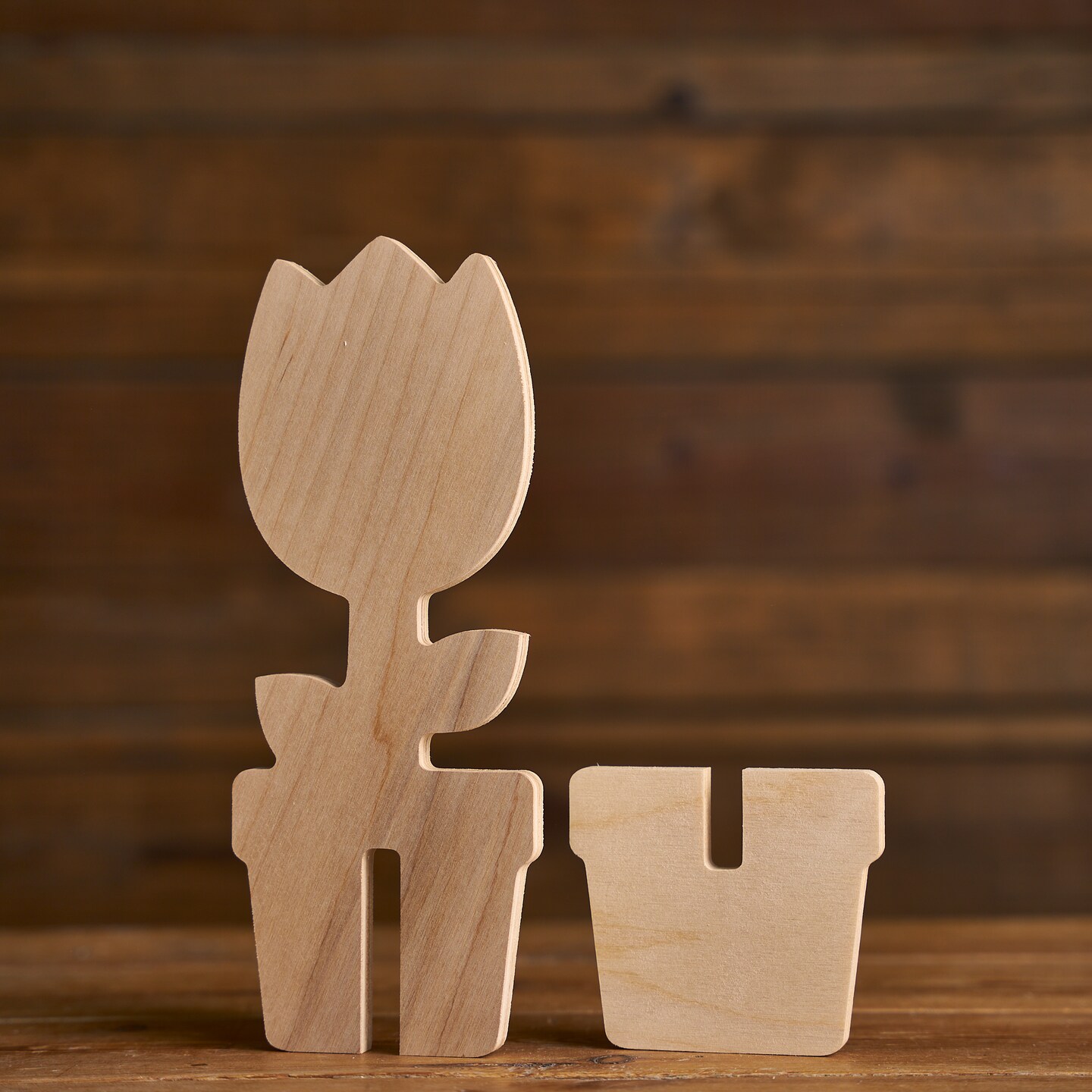 10 in. Unfinished Wooden Slotted Tulip Set of 3
