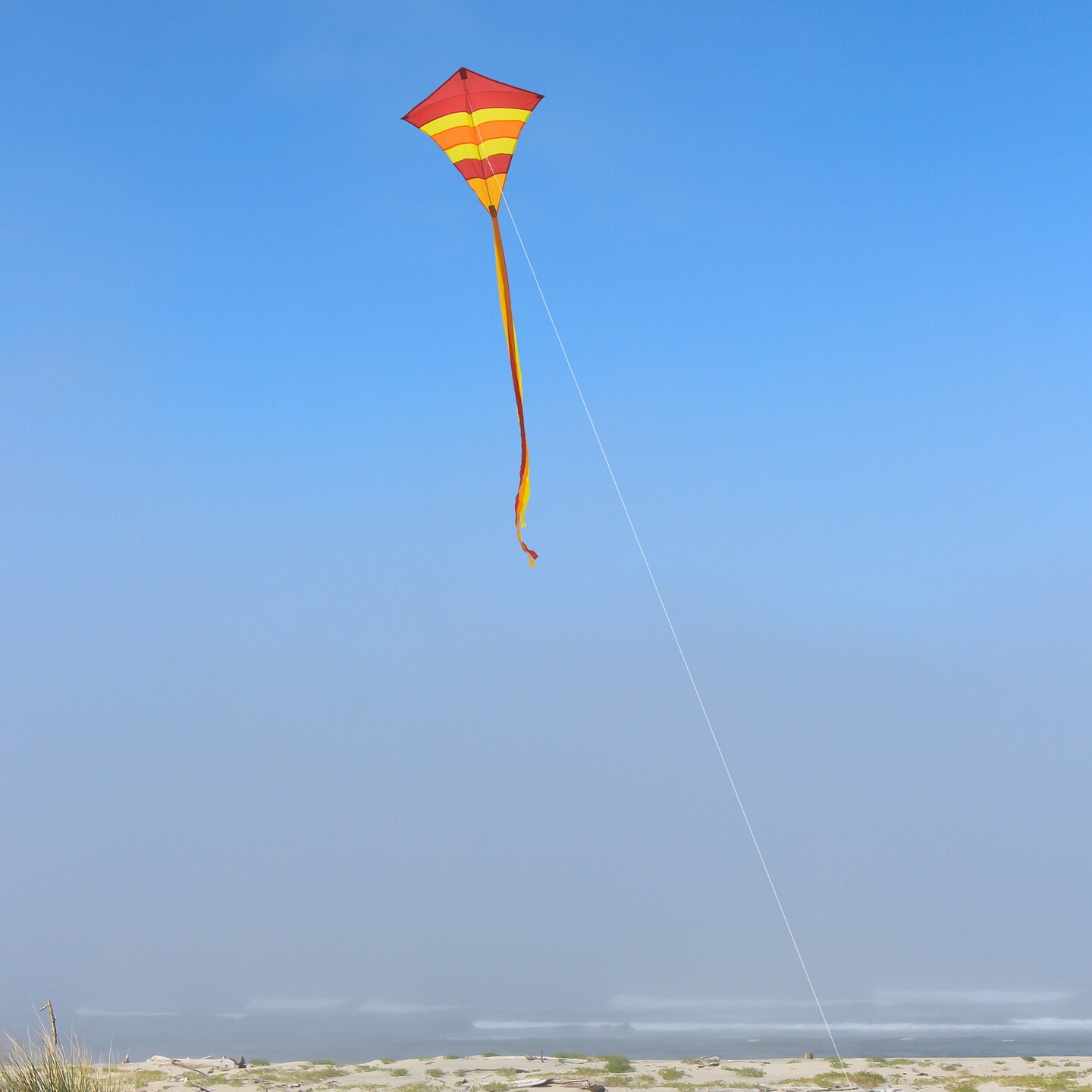 In the Breeze 3301 - Hot Arch 27 Inch Diamond Kite - Single Line - Includes Kite Line and Bag