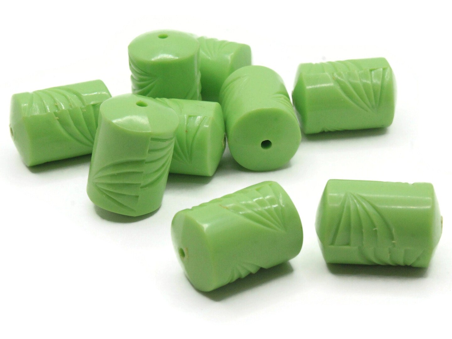 10 22mm Green Plastic Tube With Wave Design Vintage Plastic Beads