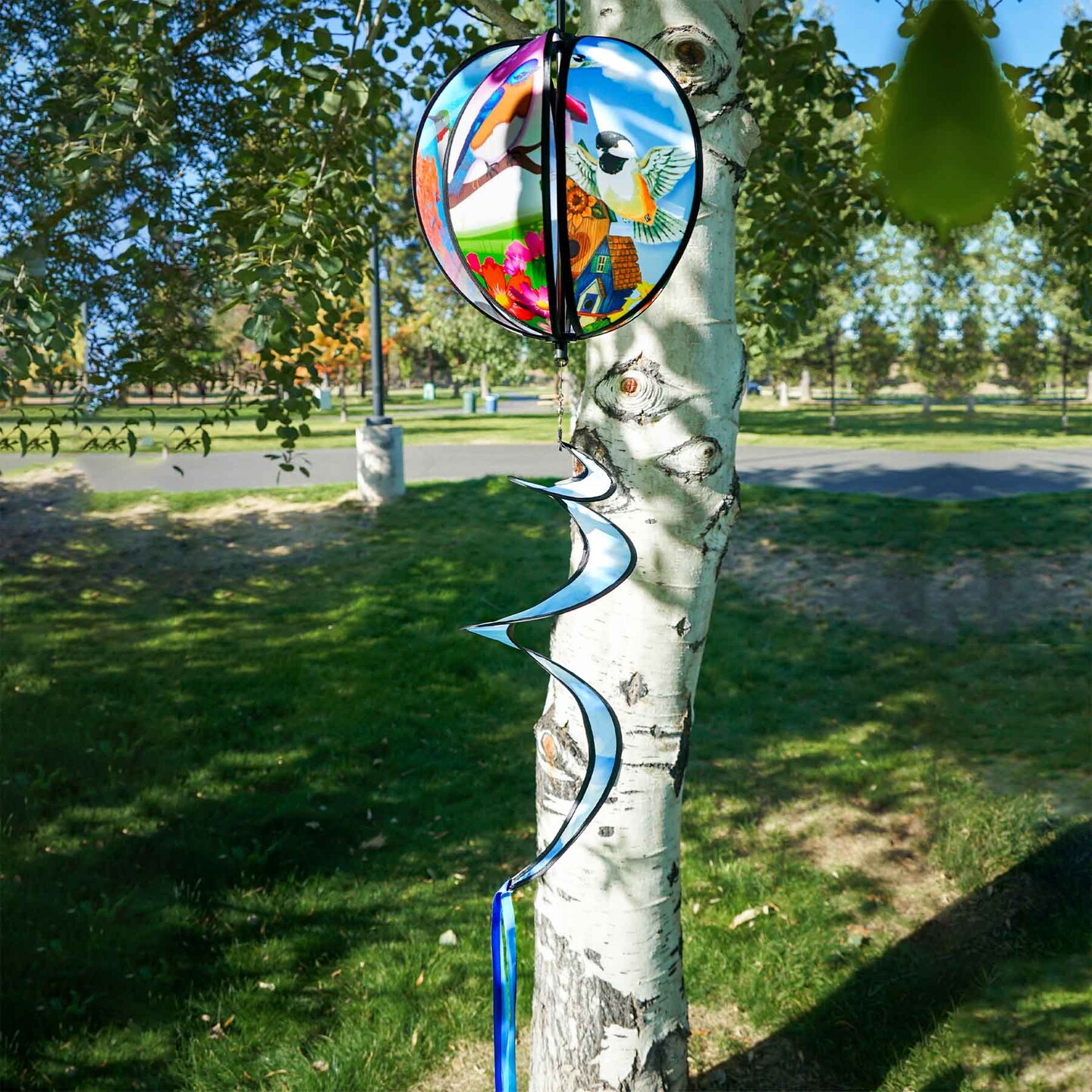 In the Breeze 11-inch Bird Hanging Ball Spinner, Wind Spinner, 2487