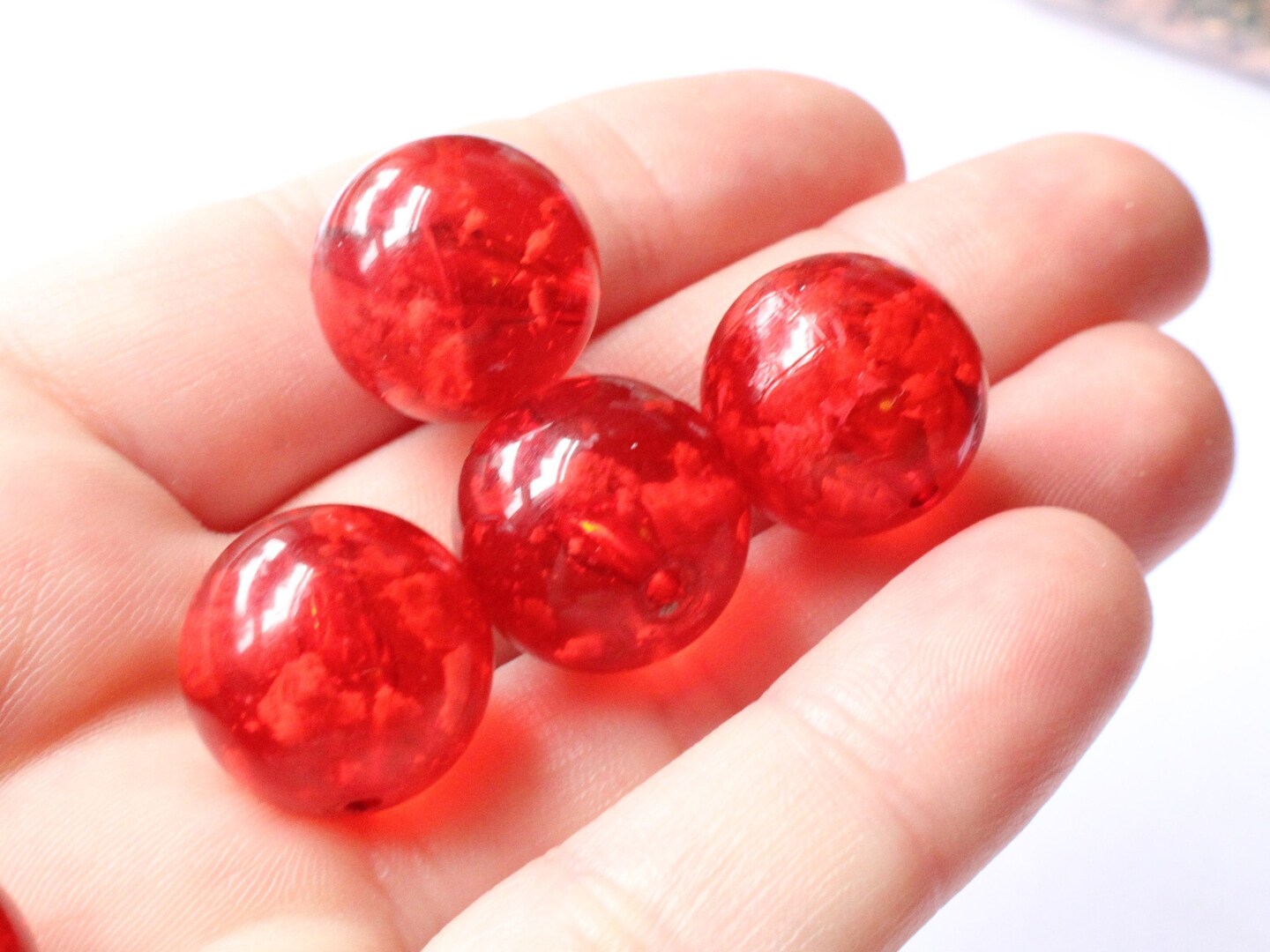 12 16mm Round Red Vintage Lucite Beads Transparent Ball Beads