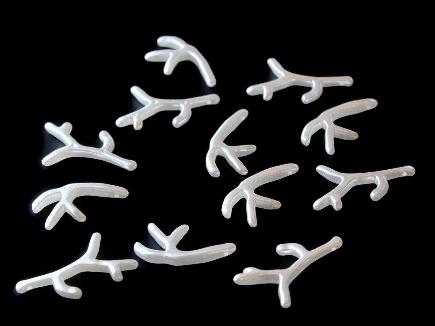 12 White Pearl Branch Beads Faux Pearls Plastic Antler Beads