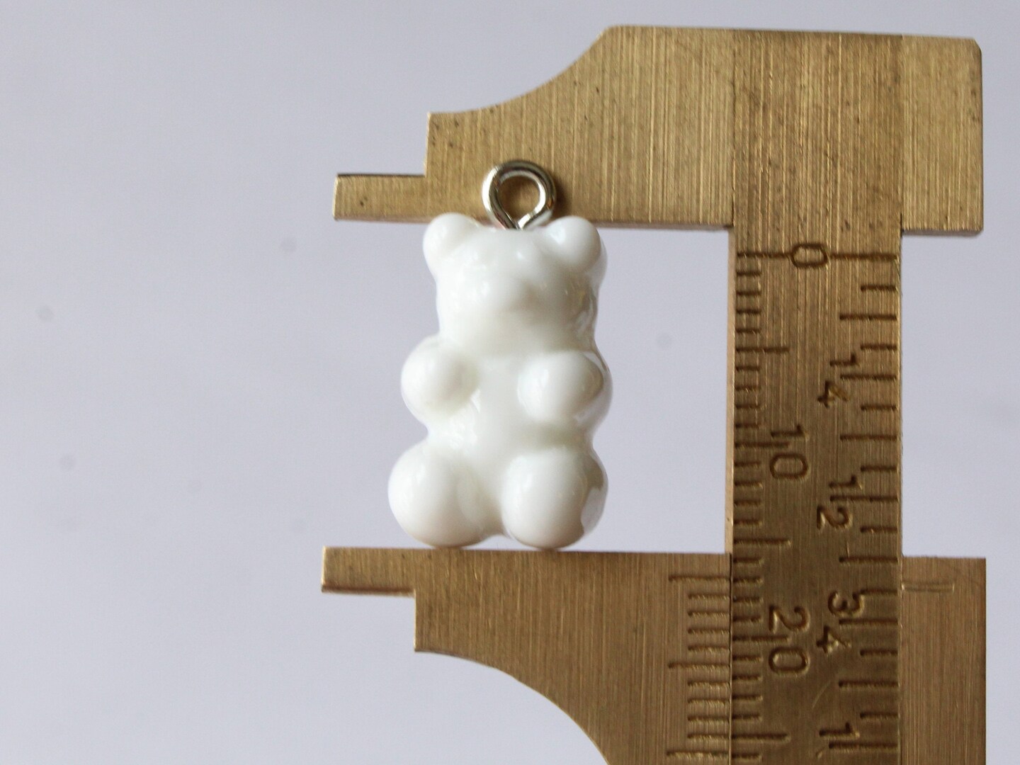 5 20mm White Resin Gummy Bear Charms