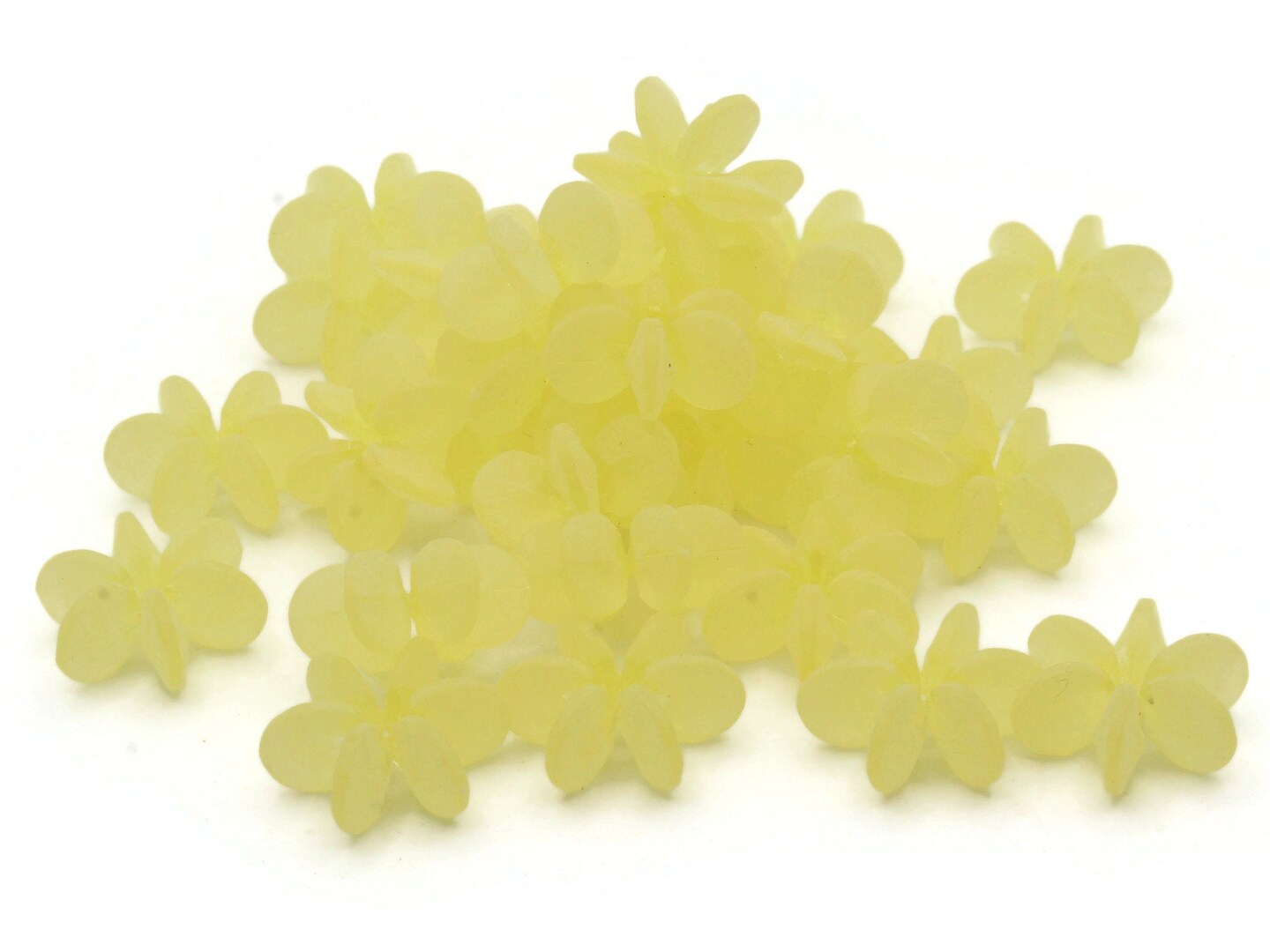 30 18mm Vintage Frosted Yellow Star Flake Plastic Beads