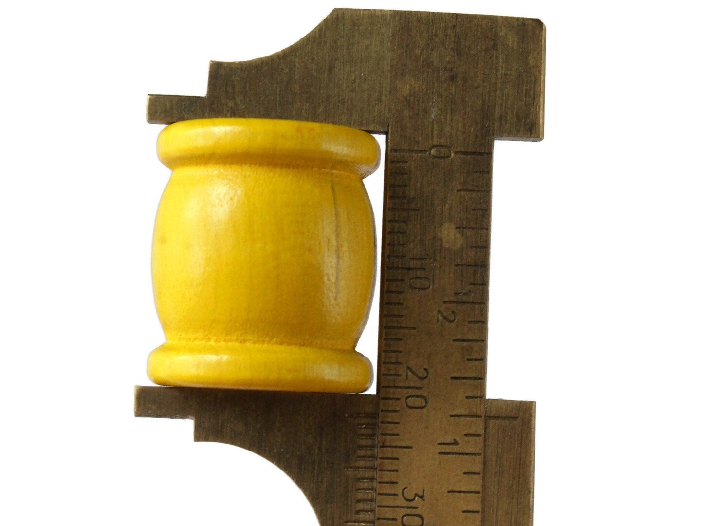 5 22mm Vintage Yellow Wooden Drum Beads Spool Beads