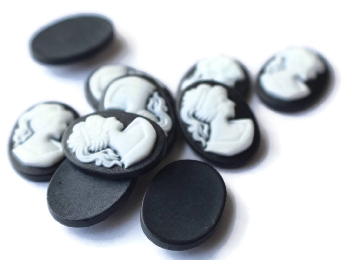 10 18mm x 13mm Black Resin Cameo Cabochons - Greek Style Cameo