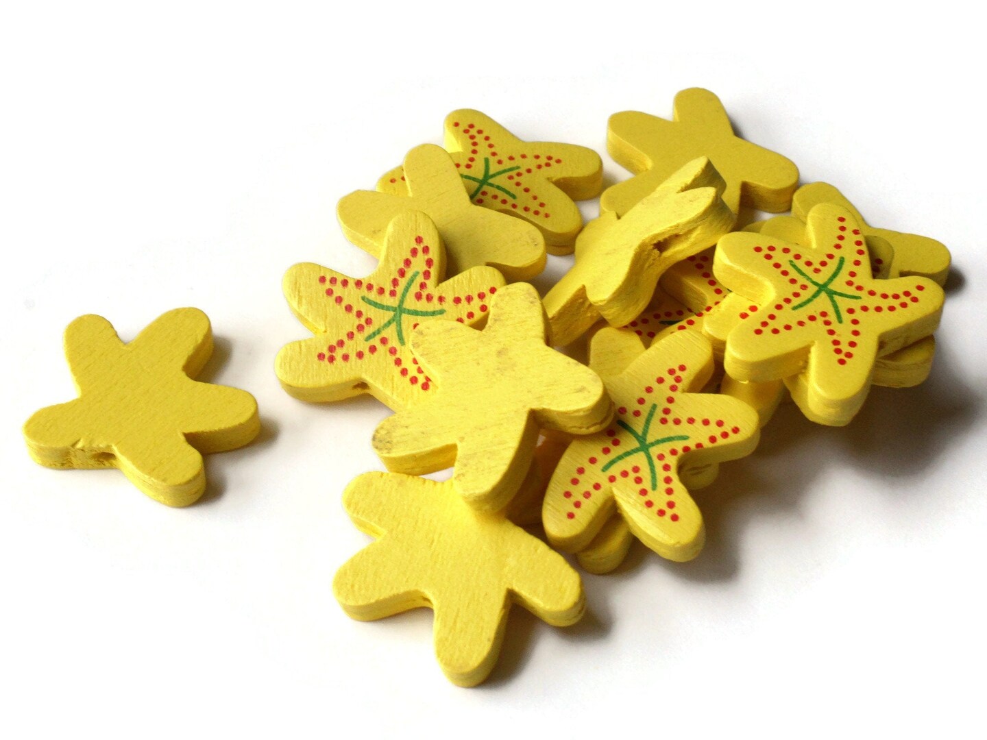 15 28mm Yellow Wood Starfish Beads Loose Wooden Star Beads