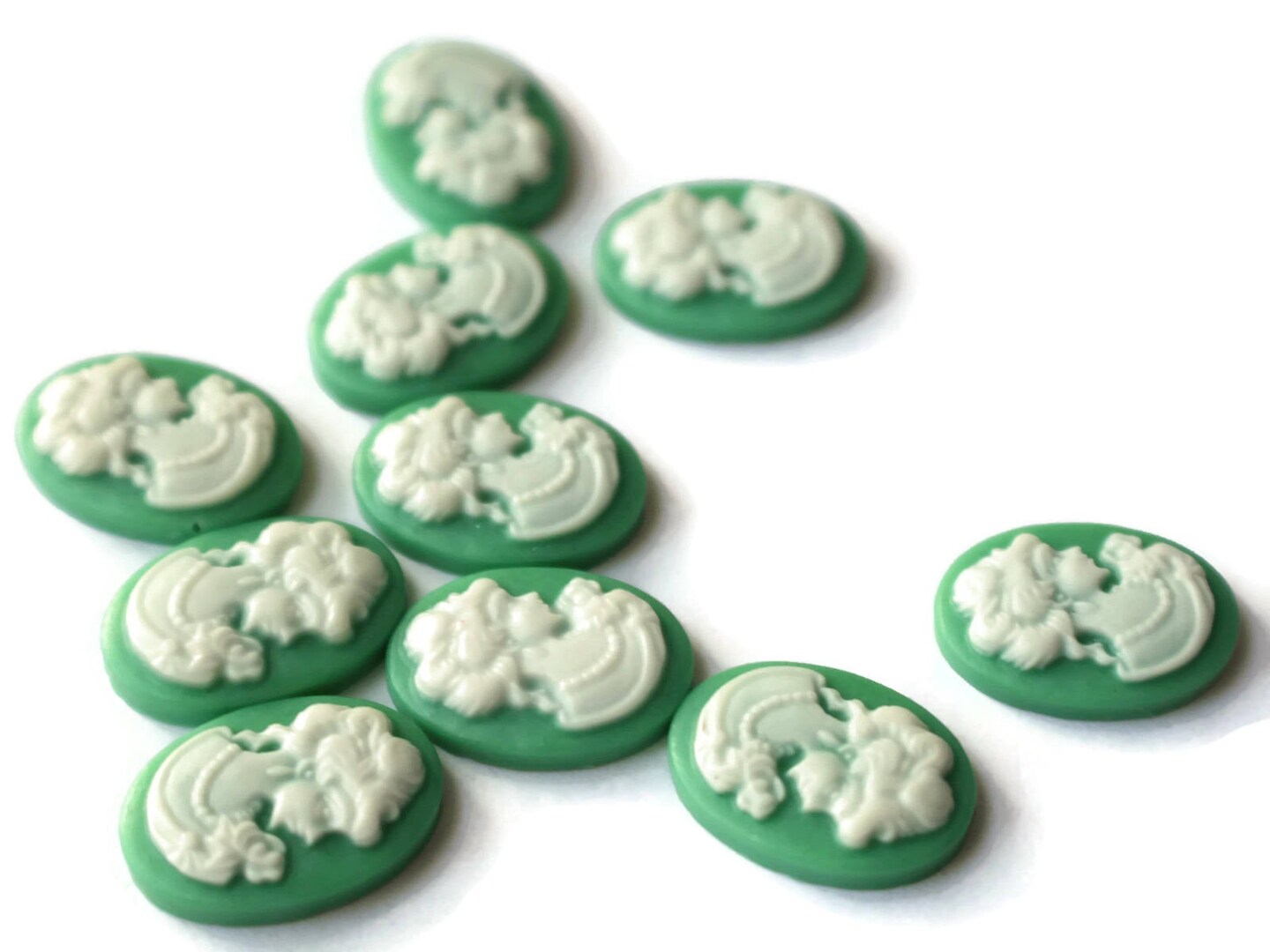 10 18x13mm Green Cameo Cabochons Victorian Womans Face Cameo Flat Back Cabochons