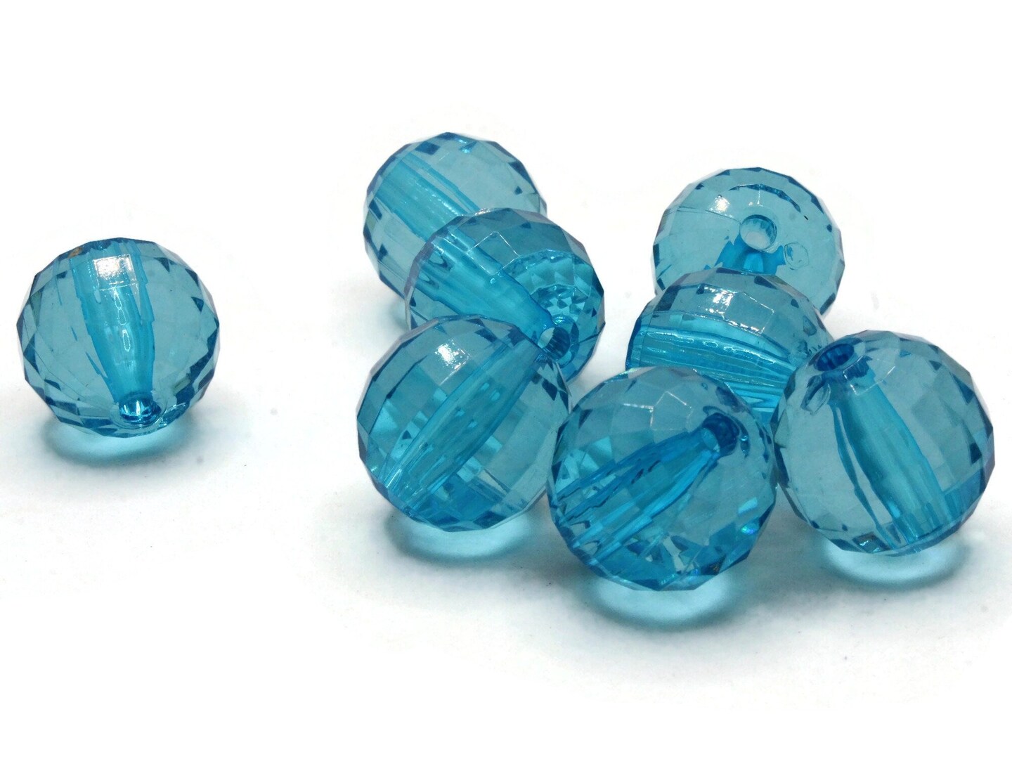 8 22mm Clear Sky Blue Faceted Round Acrylic Beads