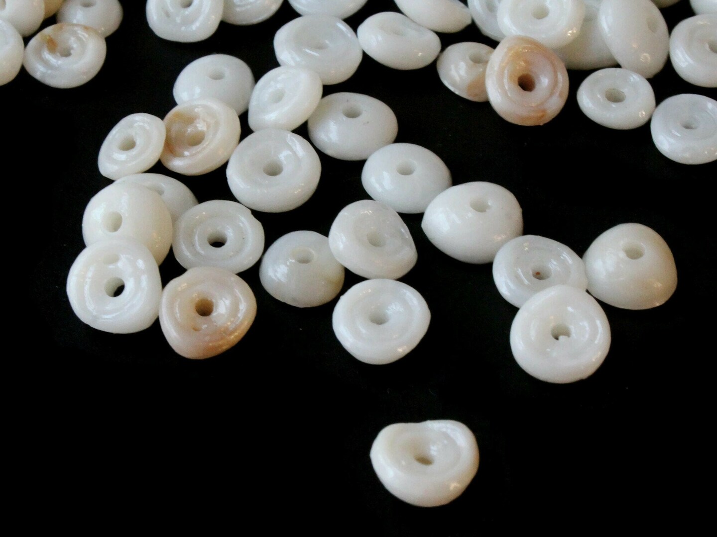 250 8mm Vintage Plastic Seashell Heishe White and Cream Beads