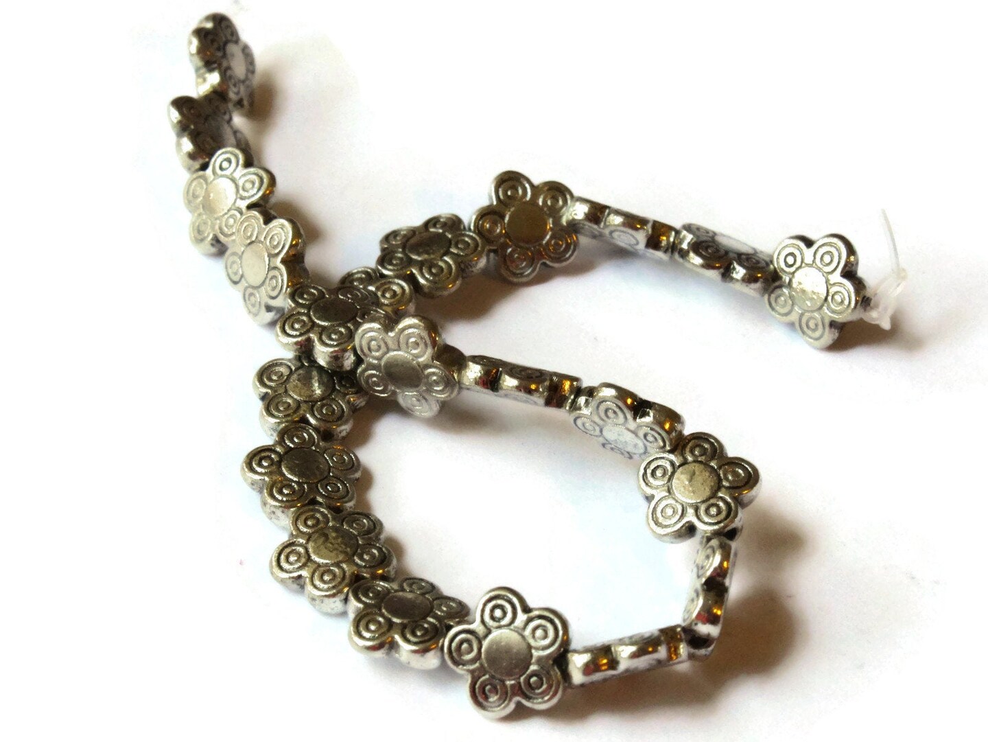 22 10mm Metal Flower Beads Silver Flat Round Beads