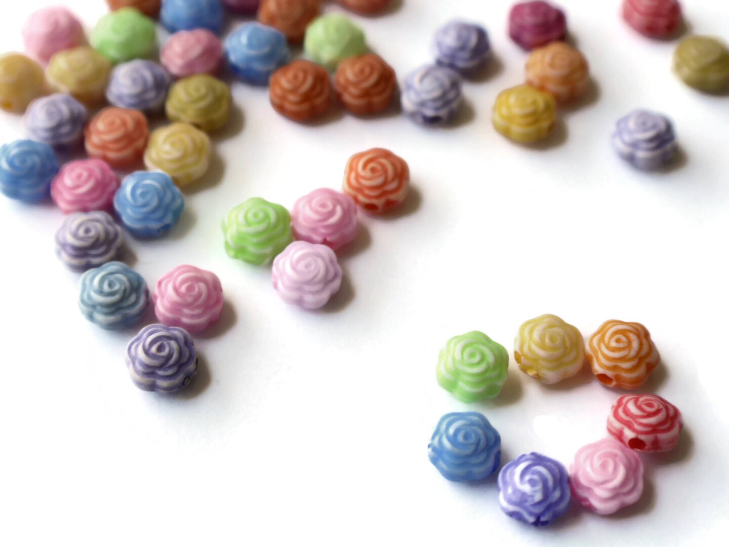 8 31mm Mixed Color Plastic Flower Beads by Smileyboy in Blue | Michaels