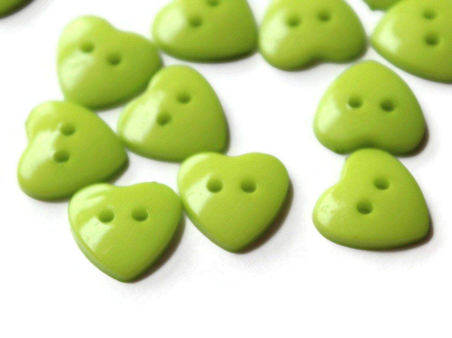 30 14mm Lime Green Heart Buttons Two Hole Plastic Buttons