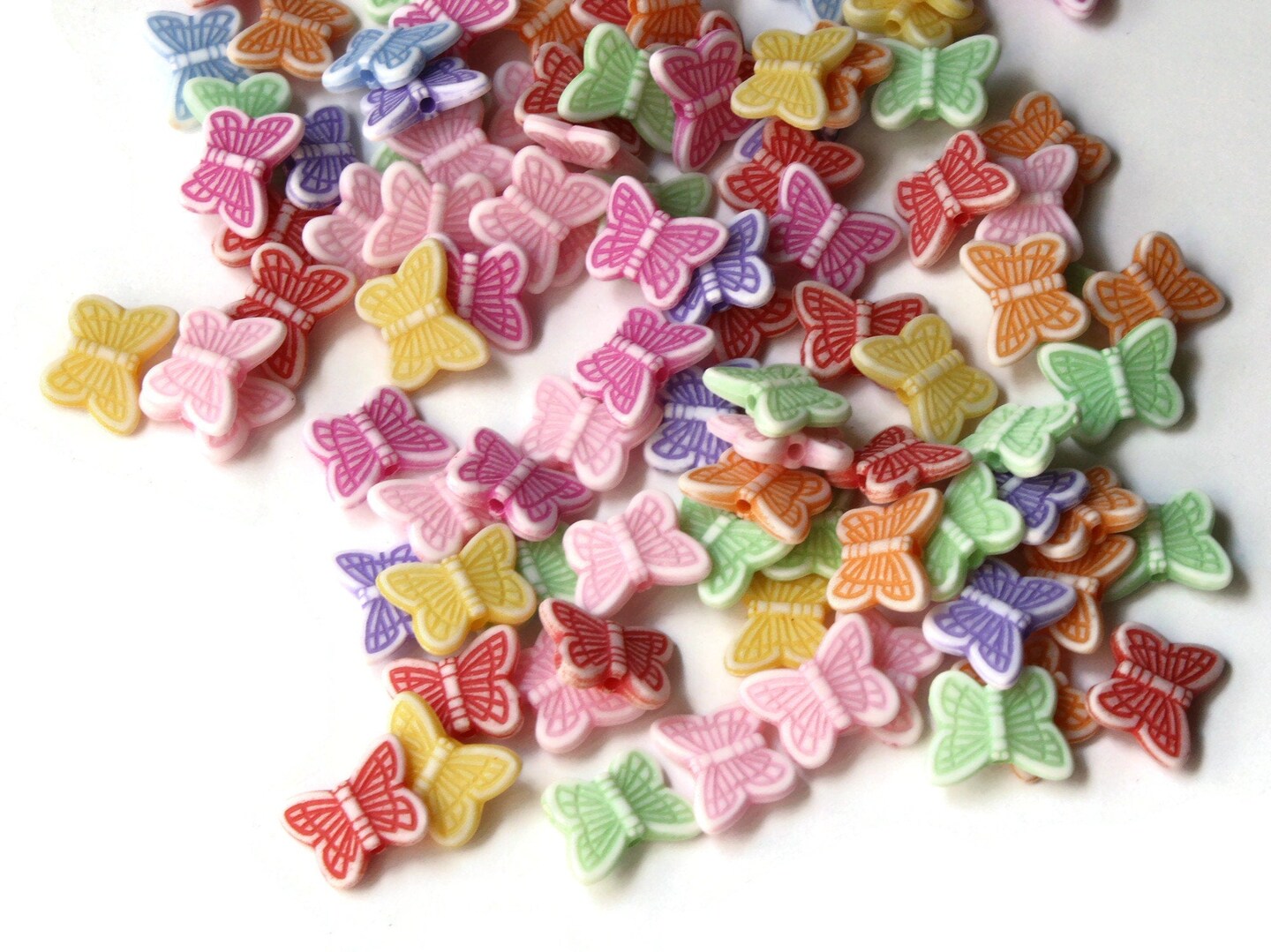 100 14mm Mixed Color Butterfly Beads Plastic Butterflies Loose Acrylic Moth Beads Animal Beads