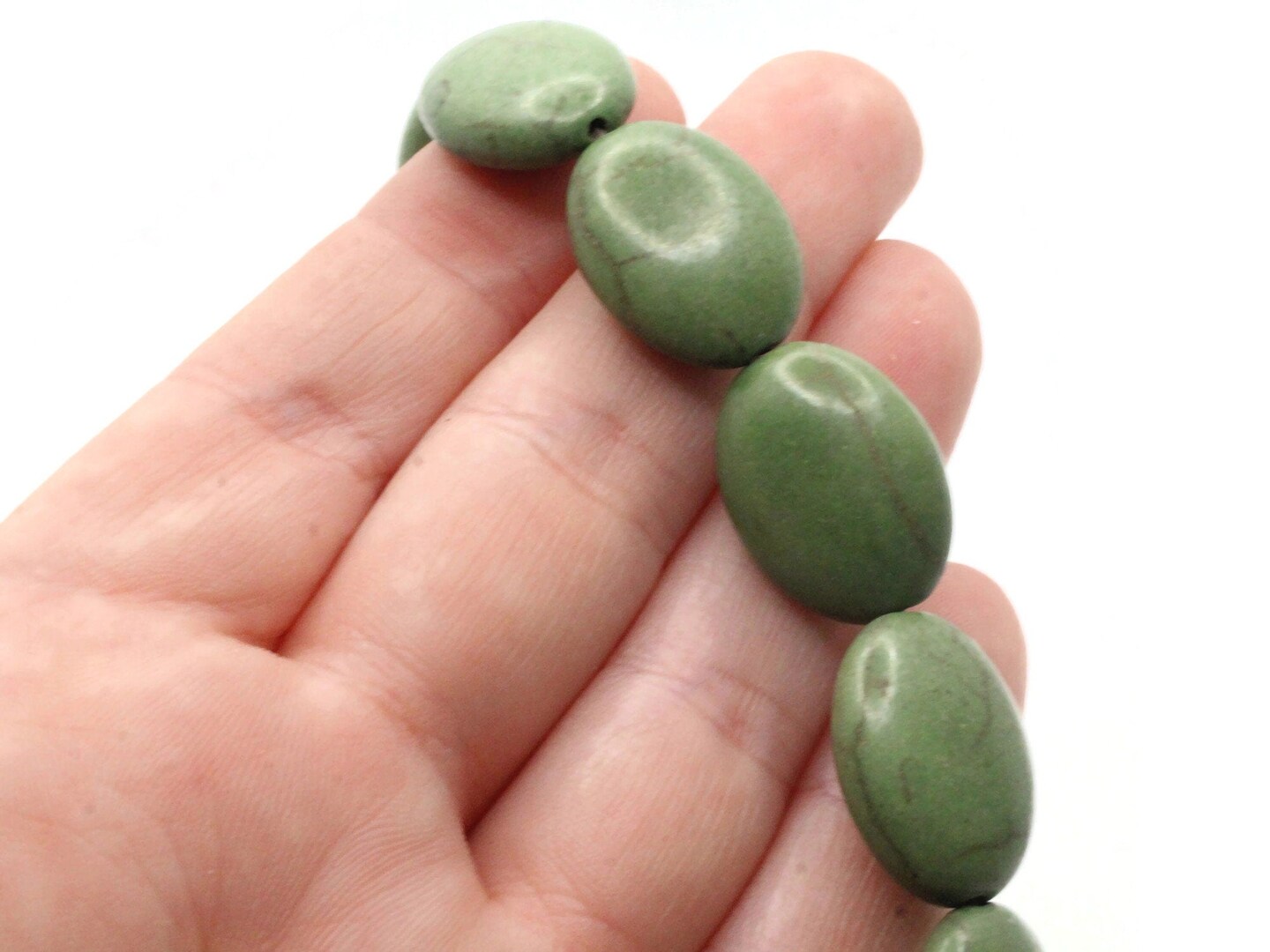 20 20mm Dyed Green Howlite Stone Flat Oval Beads