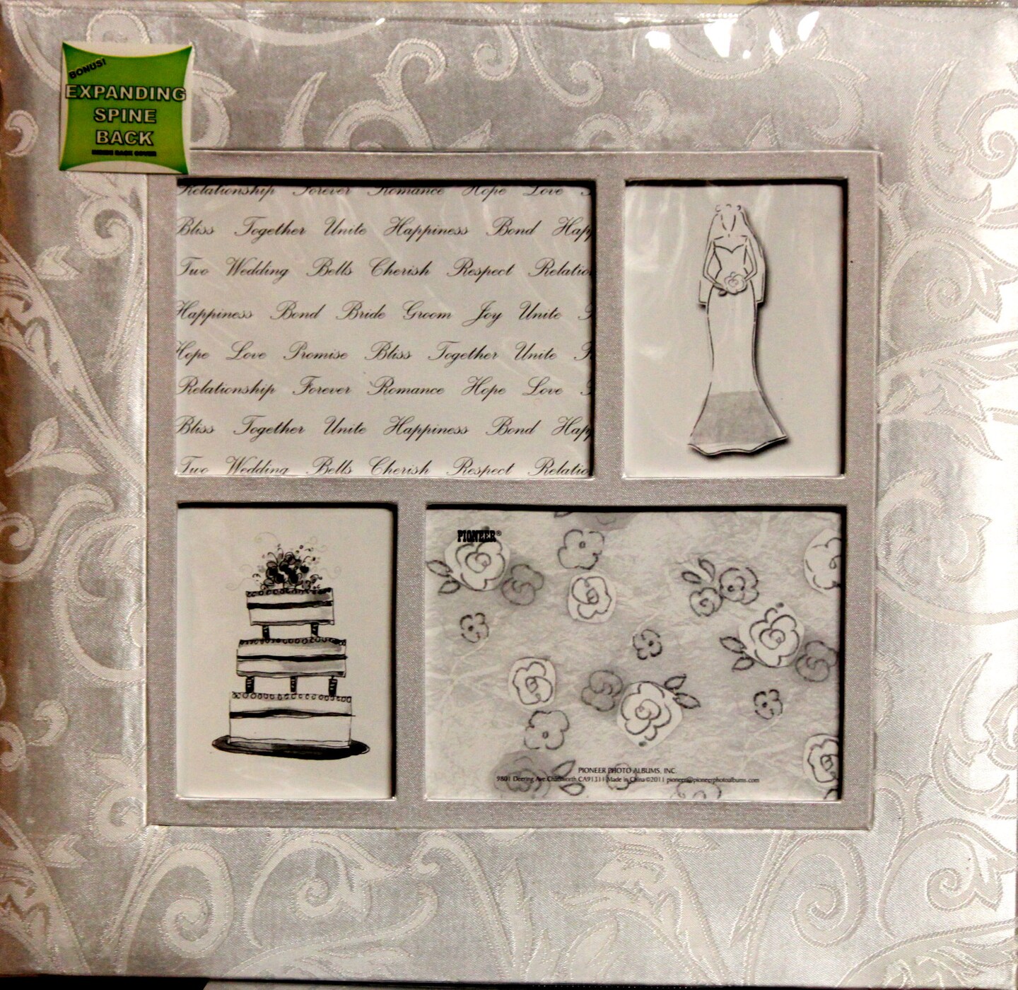 Pioneer Easy Load 12 x 12 Luxury White Baroque Fabric Wedding Album