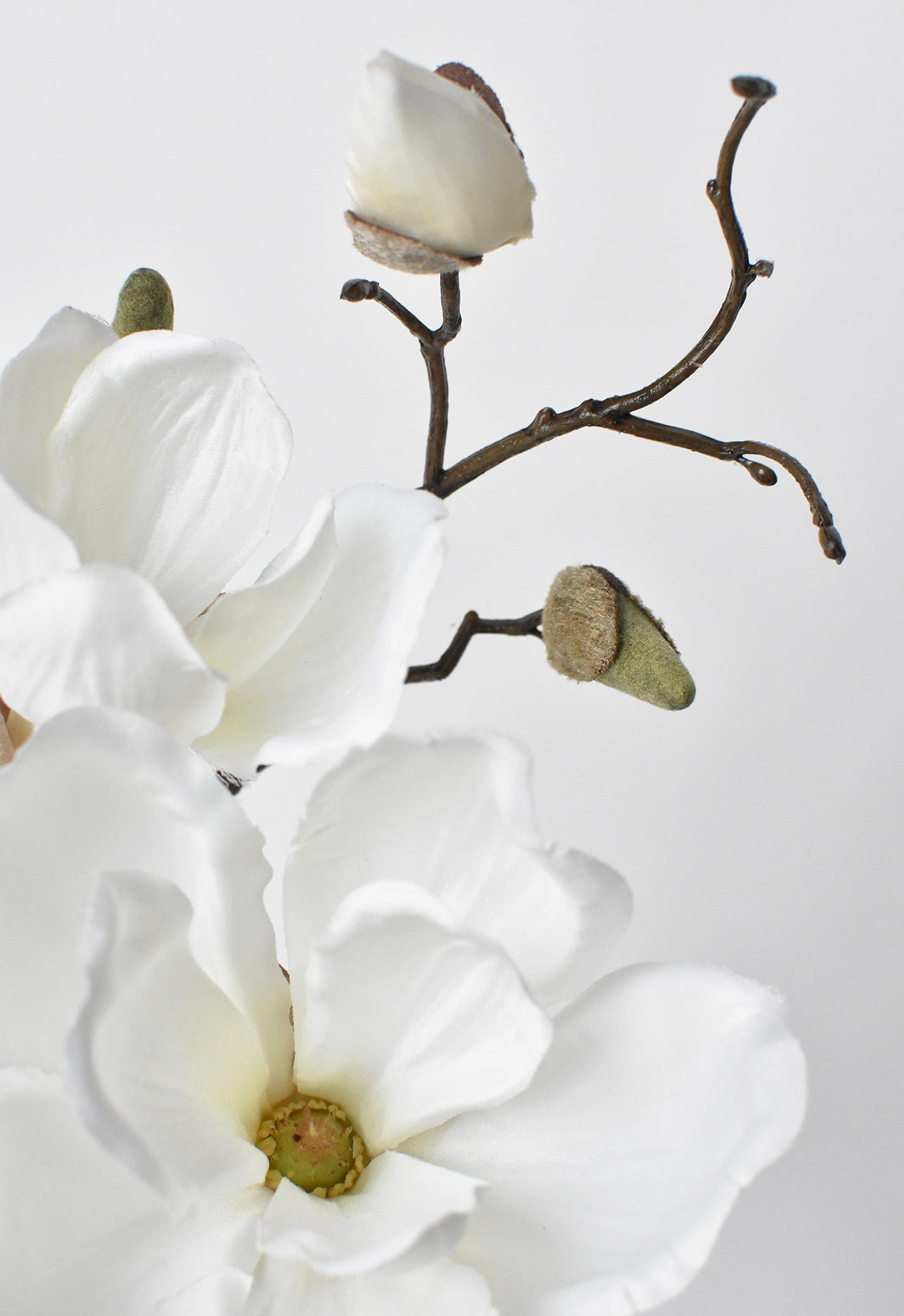 19&#x22; Faux Magnolia Stem White
