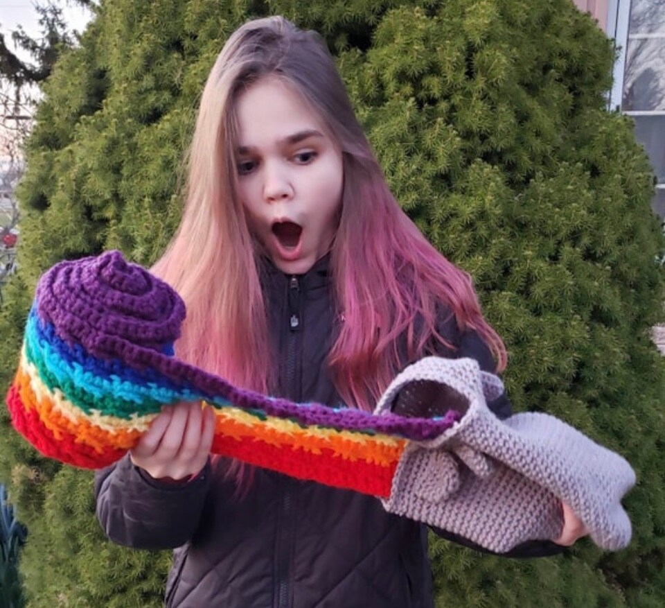 Store Zombie Cat Rainbow Barf Scarf