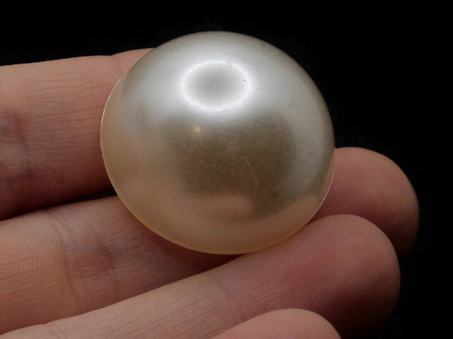 3 28mm Vintage White Plastic Pearl Shank Buttons Sewing Notions