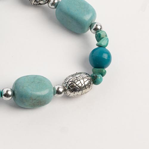Earth&#x27;s Jewels Semi-Precious Dyed Turquoise Magnesite Stretch Bracelet