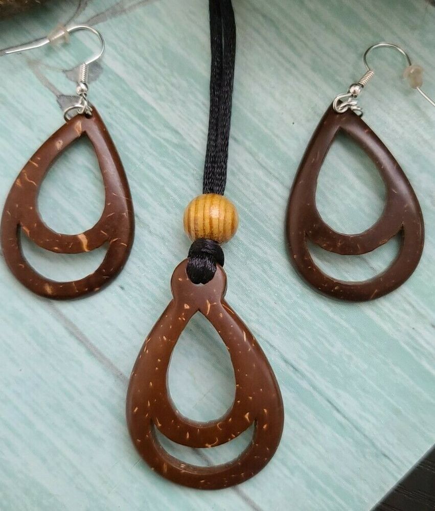 Coconut Shell Hoop Earrings – Jojito Creations