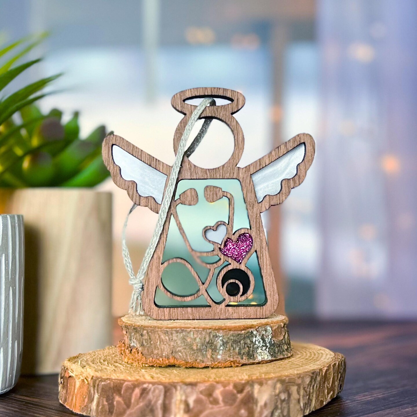 3.5&#x22; (H) Nurse Ornament - Handcrafted in Texas - Mother&#x27;s Angels&#xAE; Figurine - Mother&#x27;s Day Gifts