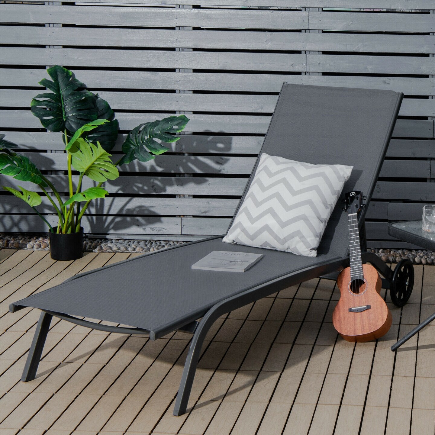 Adjustable Outdoor Chaise Lounge Chair with Wheels – Steel Frame, Breathable Fabric