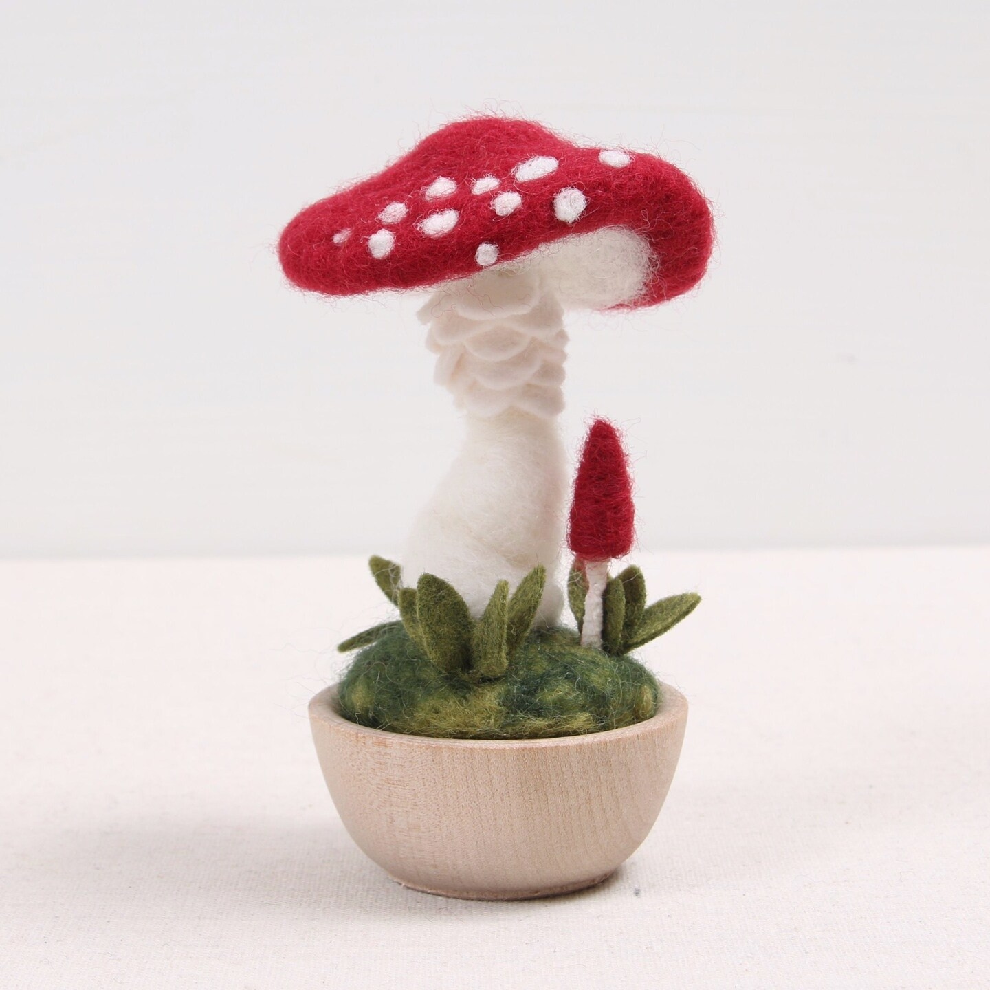 Mushroom Needle Felting Kit, Crimson Toadstool