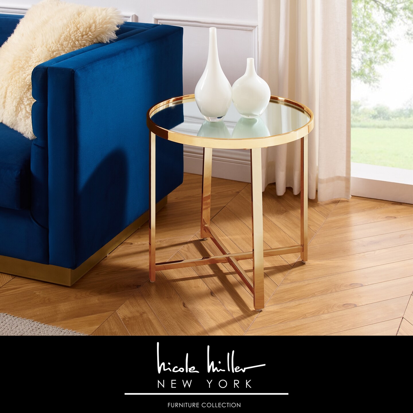 Kamia End Table With Mirrored Top