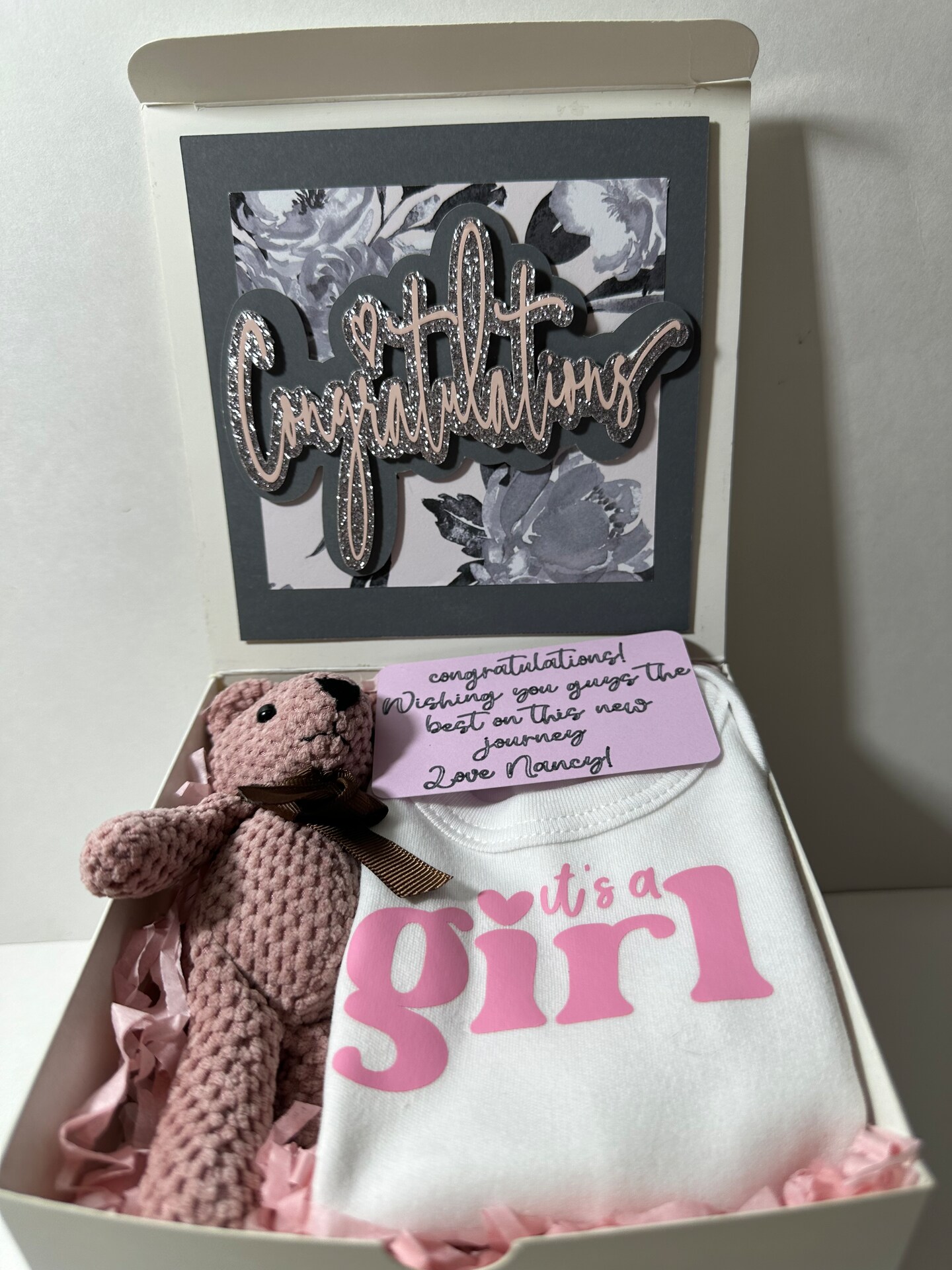 It's a girl announcement hot sale gifts