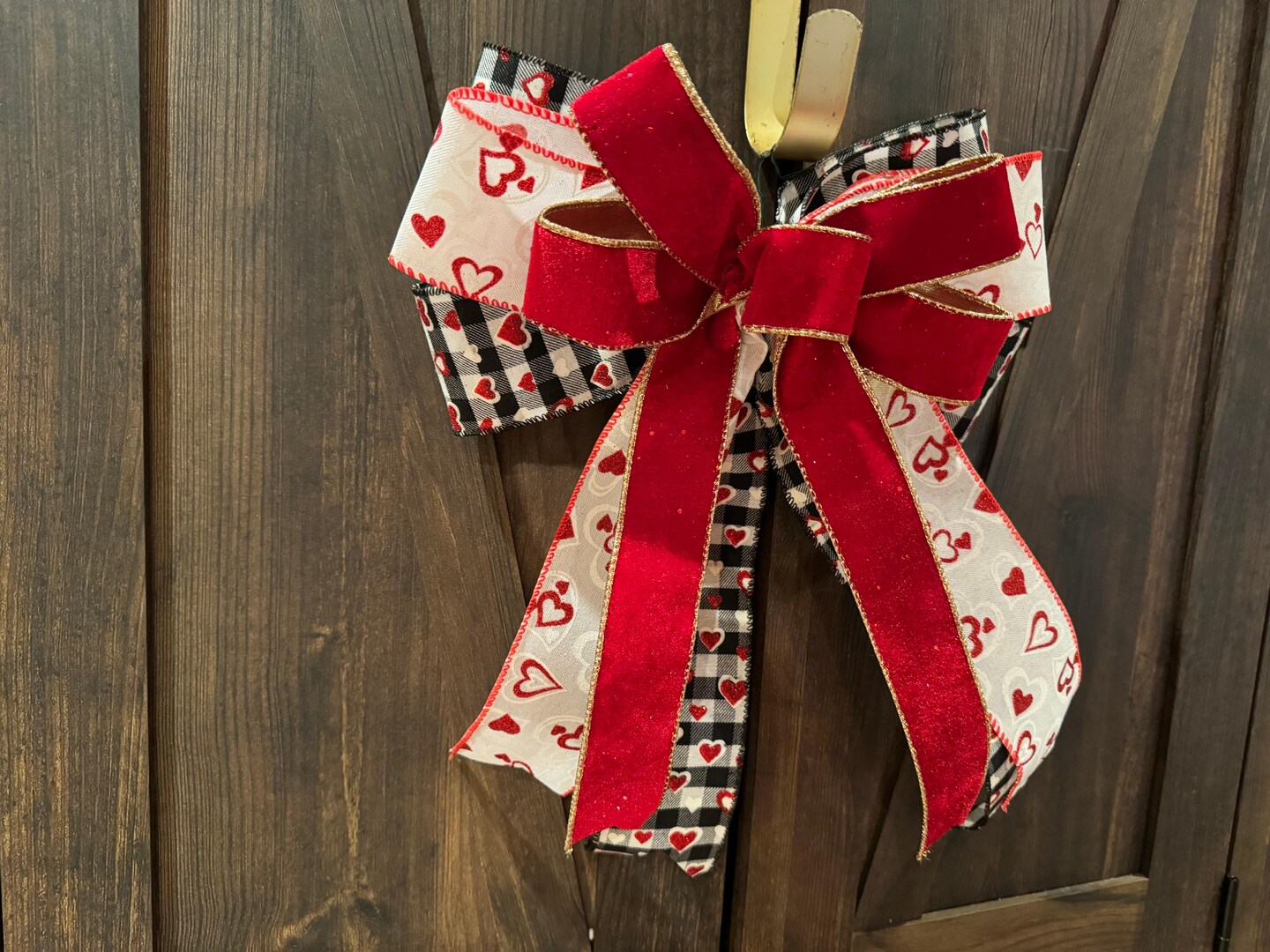 Valentine's Day Farmhouse Bow, Buffalo Plaid With Hearts, Red Wired Ribbon