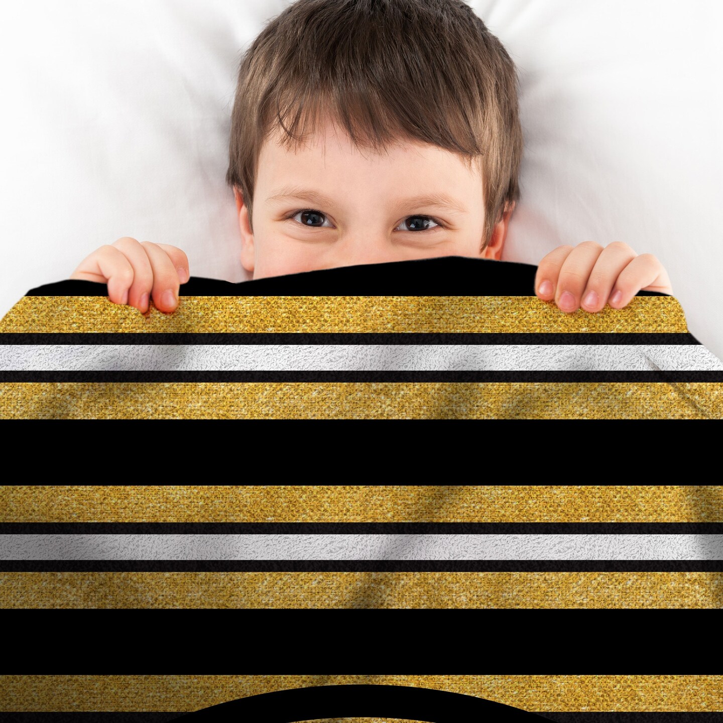 Sleep Squad Boston Bruins 100th Anniversary 60&#x201D; x 80&#x201D; Raschel Plush Hockey Blanket