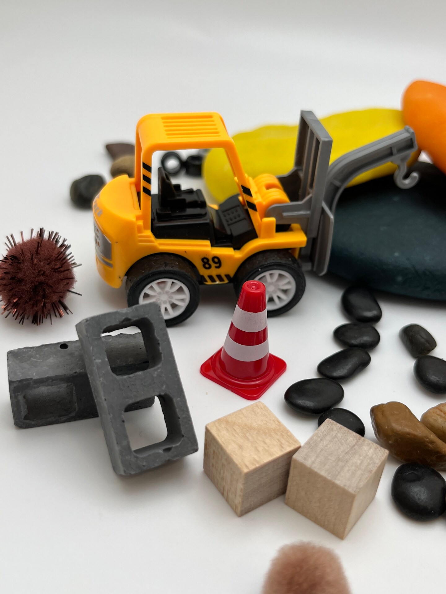 Construction Play Dough Kit product 3