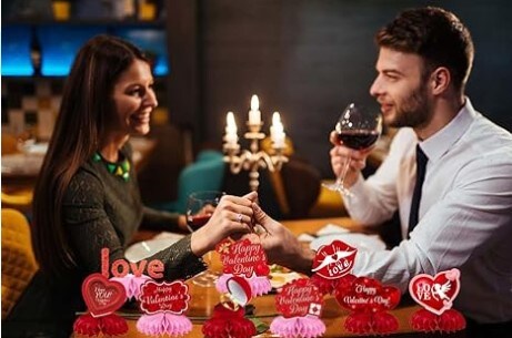9 Pieces Pink and Red Valentine&#x27;s Day Honeycomb Centerpieces Decoration for a Happy Valentine&#x27;s Day Party