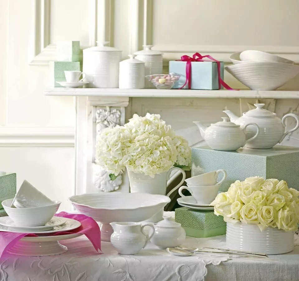 Portmeirion Sophie Conran White Porcelain Footed Comport, 9 Inch, Serving Dish